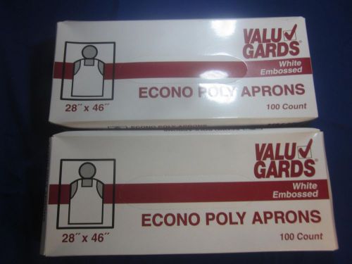 2 BOXS  ECONO POLY APRONS 28&#039; X 46&#039; 100 IN EACH BOX SERVERS KITCHEN CATERING