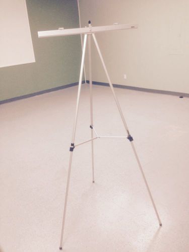 Tripod easel with flipchart holder for sale