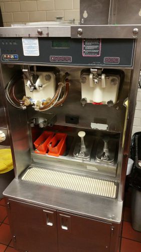 McDonald&#039;s Shake and Ice Cream Machine (Runs Great)