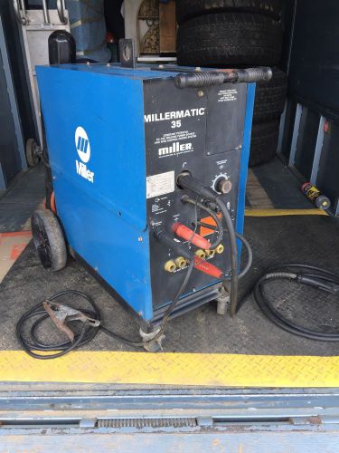 MILLER MILLERMATIC 35 Roll-around welder w/tank Incld