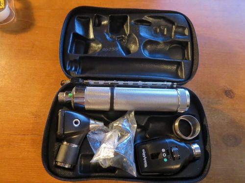 Welch Allyn Diagnostic Set w/ Standard Ophthalmoscope, MacroView Otoscope,