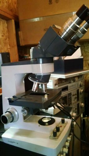 A.O. One-Ten Microscope 1130 Illuminator with 3 Objectives AO one ten Lab labs