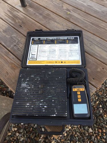 Refrigerant weight scale