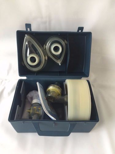NEW LAERDAL Silicone Resuscitator Kit Model 87 Paramedic + Manual Adult &amp; Child
