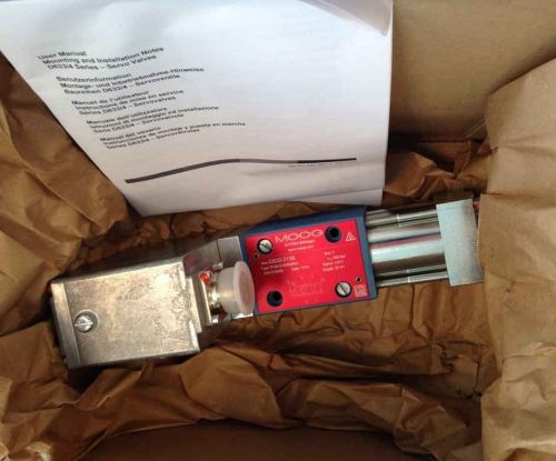 New moog valve d633-313b  r16ko1m0nsm2 for sale
