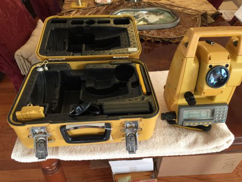 TOPCON GTS-602 AF AUTO FOCUS TOTAL STATION W/ACCESSORIES VERY NICE!!!
