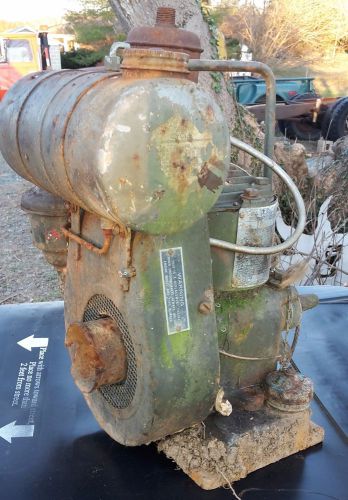 Antique Army Briggs and Stratton Portable Engine with Drive Pulley WW2 Power Uni