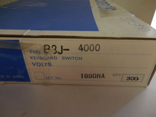 1300 PCS OMRON B3J-4000