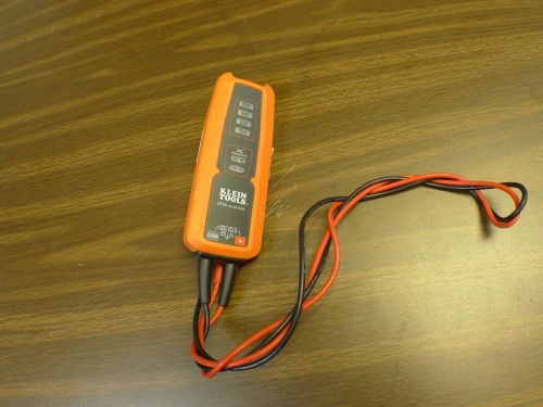 Klein tools et50 volt tester 120 to 600 volts dc or ac mint condition w/probes for sale