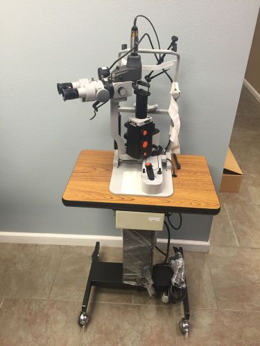 Slit Lamp: Carl Zeiss 30 SL-M w/ motorized table top &amp; foot pedal