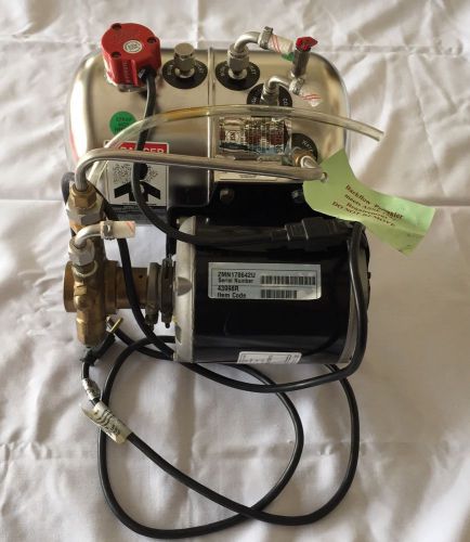 McCann&#039;s Carbonator Model E300092 w/ Procon Brass Rotary Vane Pump