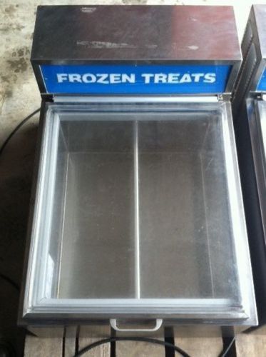 Silver King Ice Cream Frozen Treats machine counter top merchandiser freezer