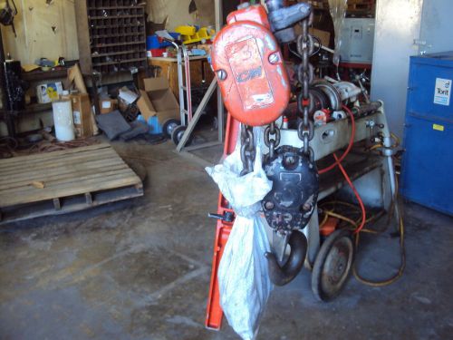 RACHET CM HOIST 3 TON  10 FOOT  USED