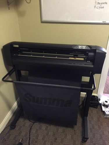 SUMMA D75R CUTTER PLOTTER (Included Stand And Basket  / 1 Year M/F Warranty