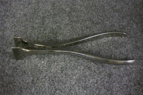 Miltex 27-3094 11&#034; Henning Cast Spreader