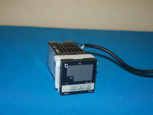 Omron E5CJ-Q2 Temperature Controller