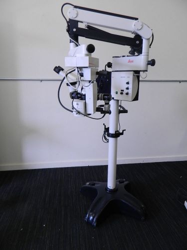 Leika M501 Surgical Microscope w/Foot Controls