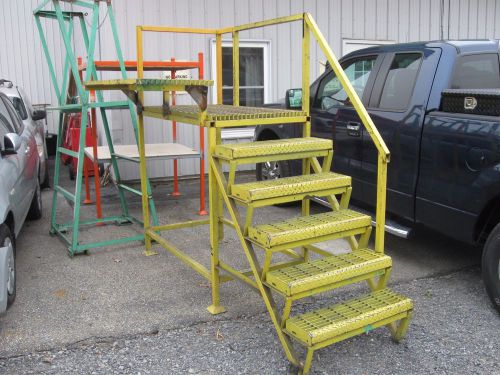 Heavy duty warehouse stairs ladder 6 stairs + higher platform, handrail, steel for sale