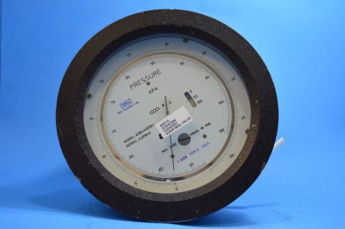WALLACE &amp; TIERNAN PRESSURE GAUGE 62B4A0015V, 35PSIG, USED EXCELLENT CONDITION