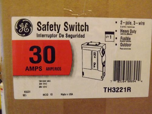 GE DISCONNECT TYPE 3R TH3221R 30AMP 240VOLT 2POLE FUSIBLE *NIB*