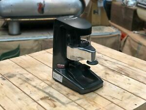 COMPAK A1 DISPENSER BLACK BRAND NEW ESPRESSO COFFEE DOSER CAFE RESTAURANT LATTE