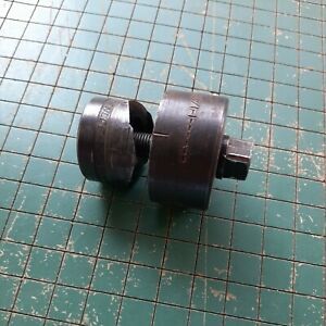greenlee 1 1/4 inch whole punch knockout