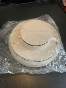Siemens Cerberus Pyrotronics ILI-1A Fire Alarm Smoke Detector Head New!!