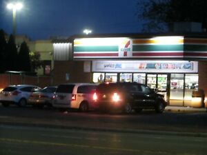 BUSY Suffolk,NY 7-11 For Sale in Miller Place on Main Road 25A