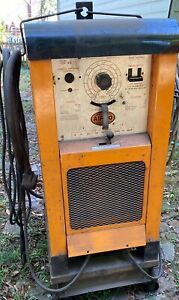 Airco Bumblebee DC arc welder, 300 amps, 40 volts