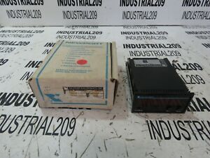NEWPORT ELECTRONICS DIGITAL PANEL 6720 D1 NEW IN BOX