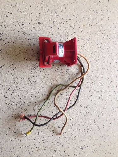 3334FRPF IEC309-2 AC 380V-440V 32A Induatrial Power Socket Red w Lid