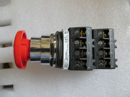 SIEMENS 52PA2W2 2 POS PUSH PULL RED OIL TIGHT SWITCH w/2x52BJK, Very Nice Used
