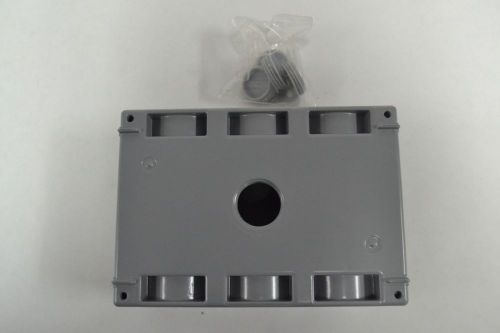 New hubbell 5390-0 weatherproof 3/4in outlet hub 7 inlet box enclosure b289599 for sale