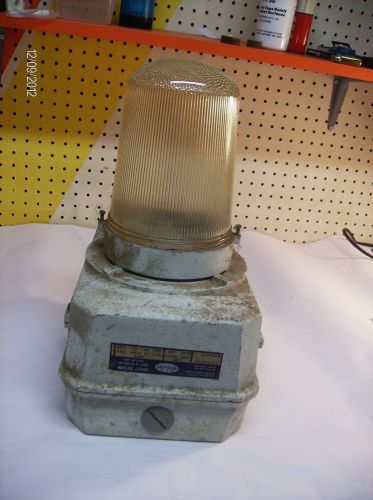 Adalet Division Vintage Mercury Vapor 100 Watt Light Fixture Retro Untested