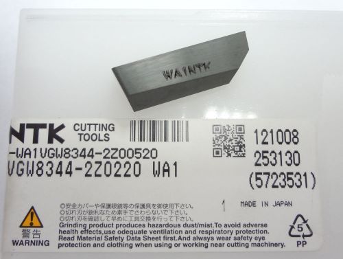 NTK Ceramic Insert VGW-8344-2Z0220 WA1 Qty 1 [416]