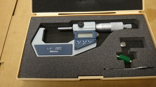 MITUTOYO Digital Outside Micrometer 1-2&#034; 293-722-30 with case  .00005&#034;