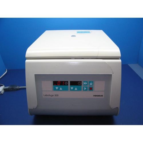 Heraeus labofuge tabletop centrifuge with 8 place rotor &amp; 90 day warranty for sale