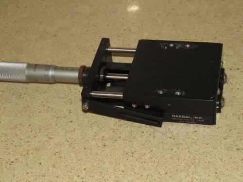 ++  DAEDAL 2 5/8&#034; X 2 5/8&#034; POSITIONER STAGE  w/ MICROMETER - c