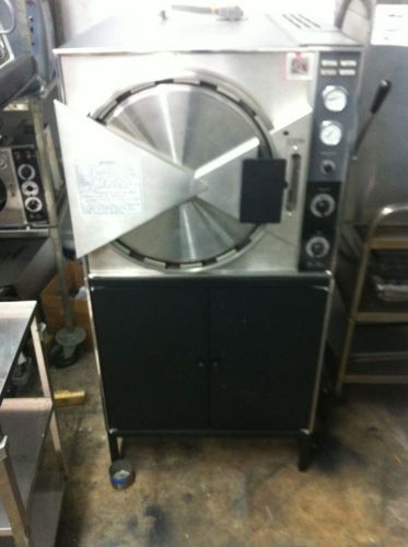 Pelton &amp; Crane Magnaclave Sterilizer