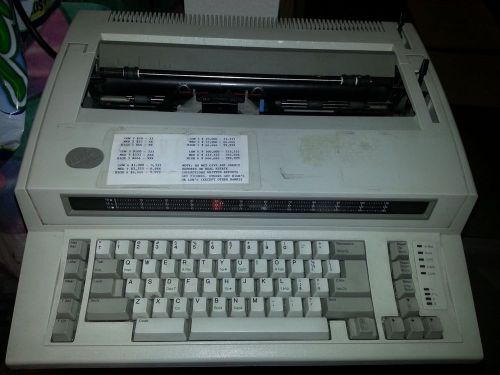 IBM ELECTRIC TYPEWRITER TYPE 6781 with RIBBON. TESTED and WORKING FREE SHIPPING