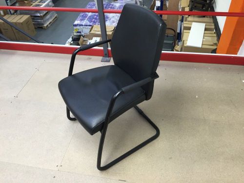 Passe-Partout Black Leather Visitors High Back Chair with Black Cantilever Frame