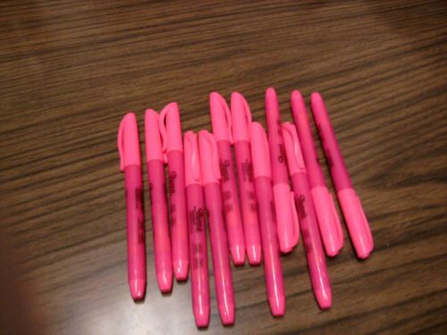 NEW Lot of 12 Sharpie Highlighters --12 Hot Pink Highlighters -- FREE SHIPPING