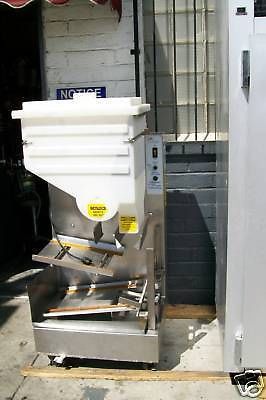 FRENCH FRIES ATUOMATIC DEPOSITOR,  MCD    TYPE, MOREOPTIONS, 900 ITEMS ON E BA