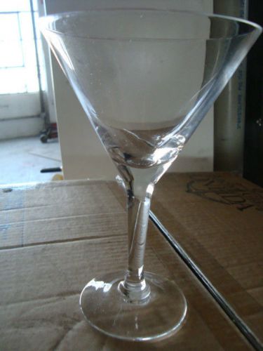 19 oz. Ashbury Martini Glass