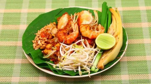 Pad Thai Stir Fried Rice Noodle Shrimp Dining Food DIY Recipe Asian Cuisine Cent