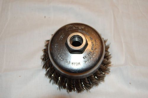 Weiler 4&#034; Knot Wire Cup Brush 5/8&#034;-11 USA