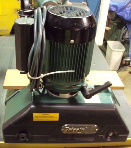 Grizzly g4181 1hp power feeder, 240v, 1ph, 4 speeds, 3 wheel, cleaned, checked for sale
