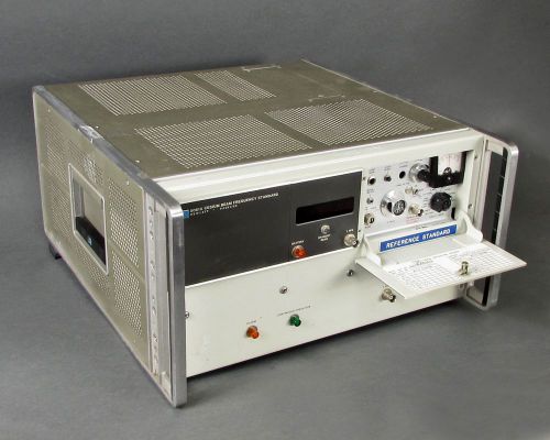 HP / Agilent 5061A Cesium Beam Frequency Standard FOR PARTS / REPAIR
