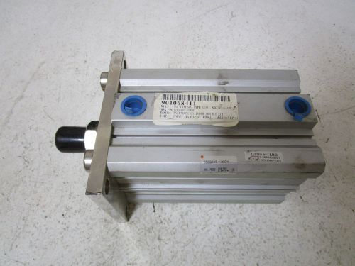 SMC CDQ2F80-100DM CYLINDER *NEW OUT OF BOX*