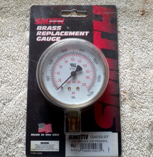 Smith ga033-07 2.5&#034; brass replacement pressure gauge, 200 psi  1400 kpa usa for sale